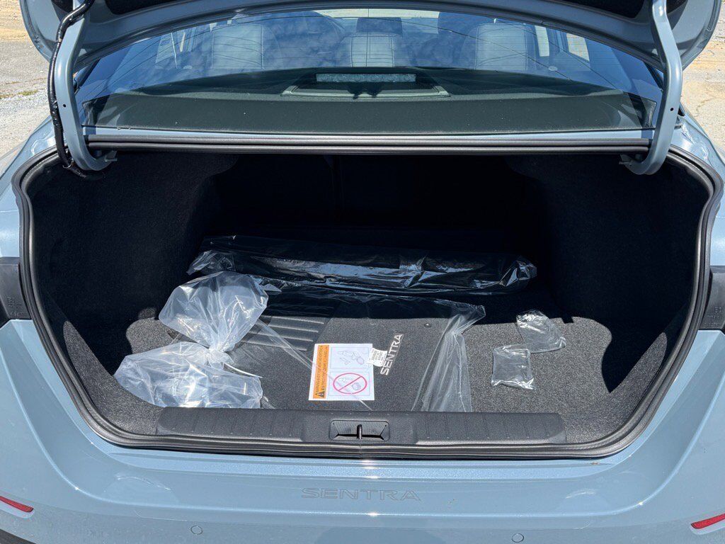 2025 Nissan Sentra SR Johnson City TN