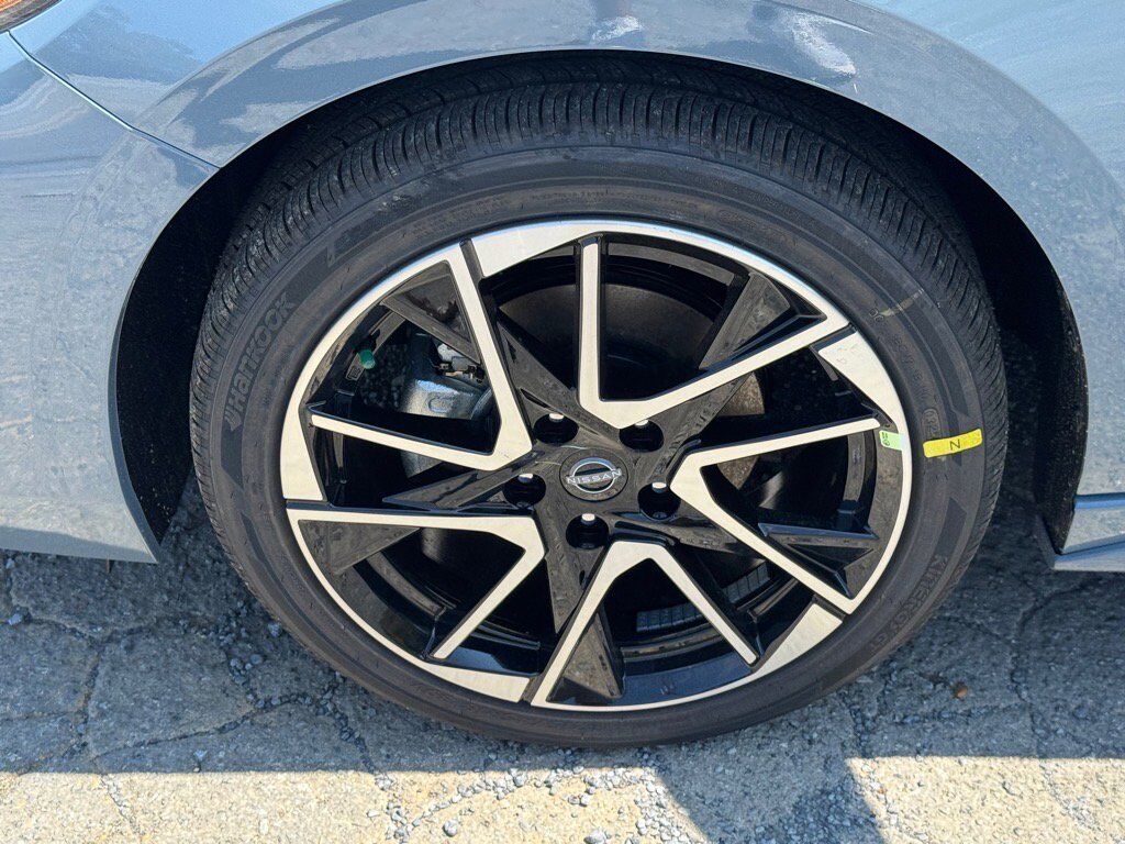 2025 Nissan Sentra SR Johnson City TN