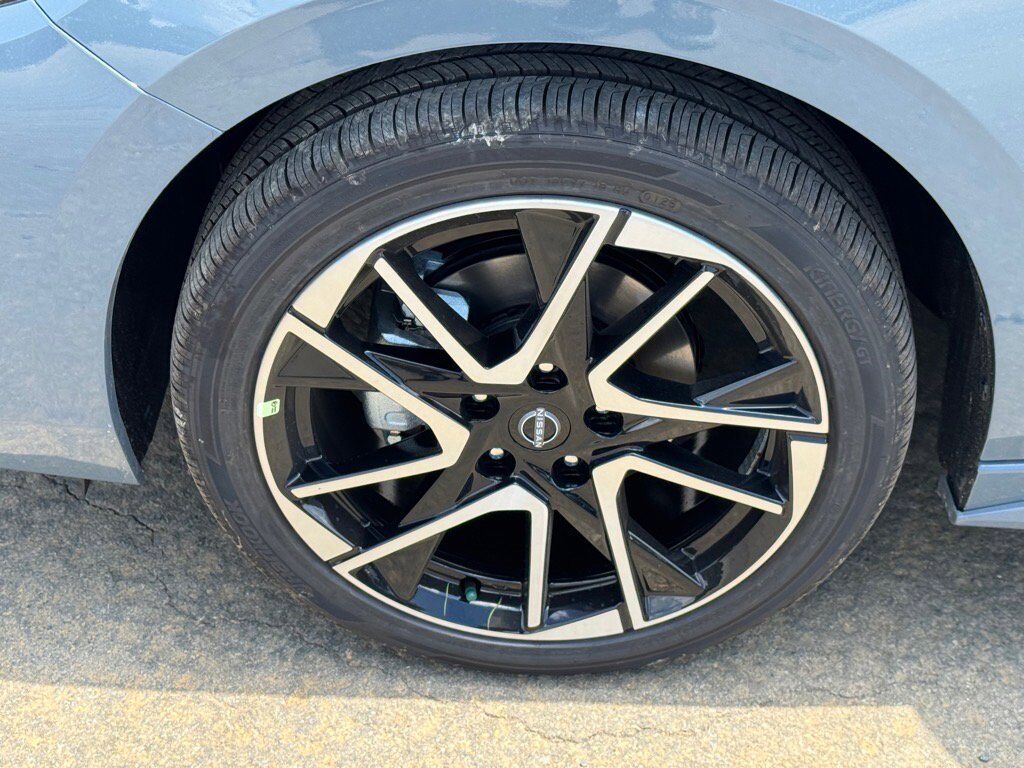 2025 Nissan Sentra SR Johnson City TN