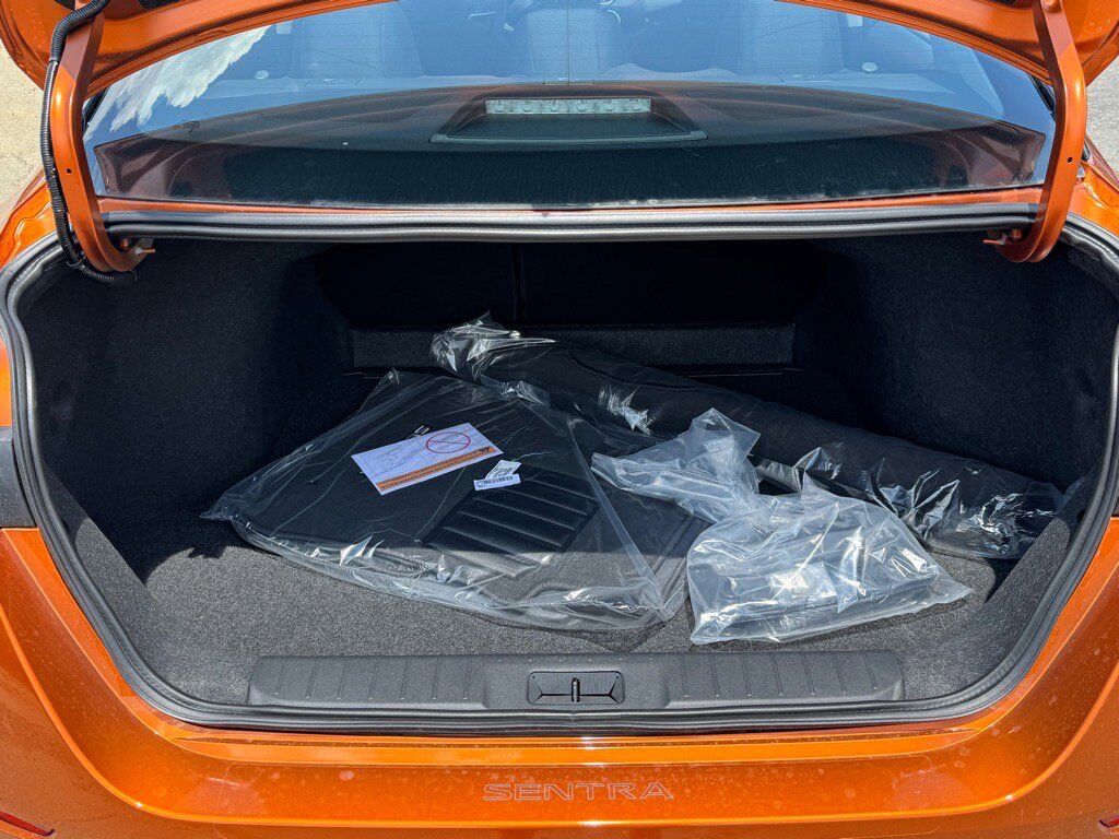 2025 Nissan Sentra SR Johnson City TN