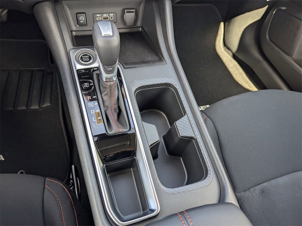 2025 Nissan Sentra SR photo 21