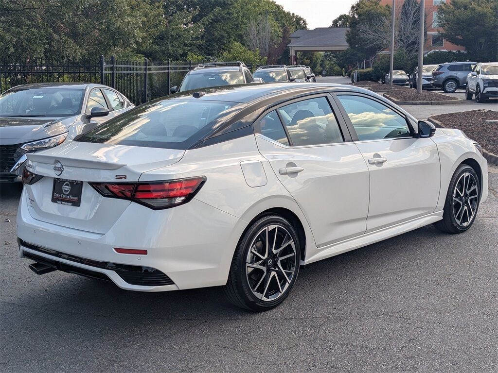 2025 Nissan Sentra SR photo 7