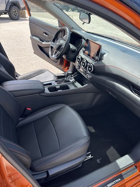2025 Nissan Sentra SR Random Lake WI