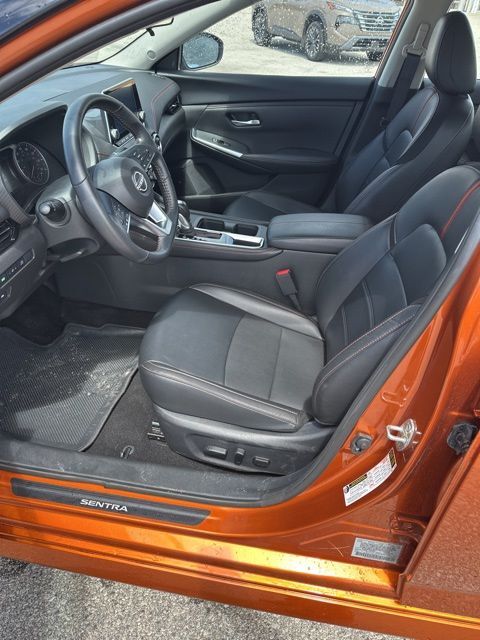2025 Nissan Sentra SR Random Lake WI