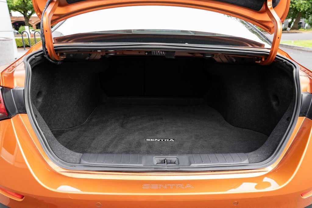 2025 Nissan Sentra SR Beaverton OR