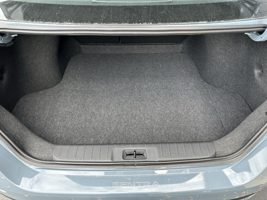 2025 Nissan Sentra SR w/Premium Pkg San Clemente CA