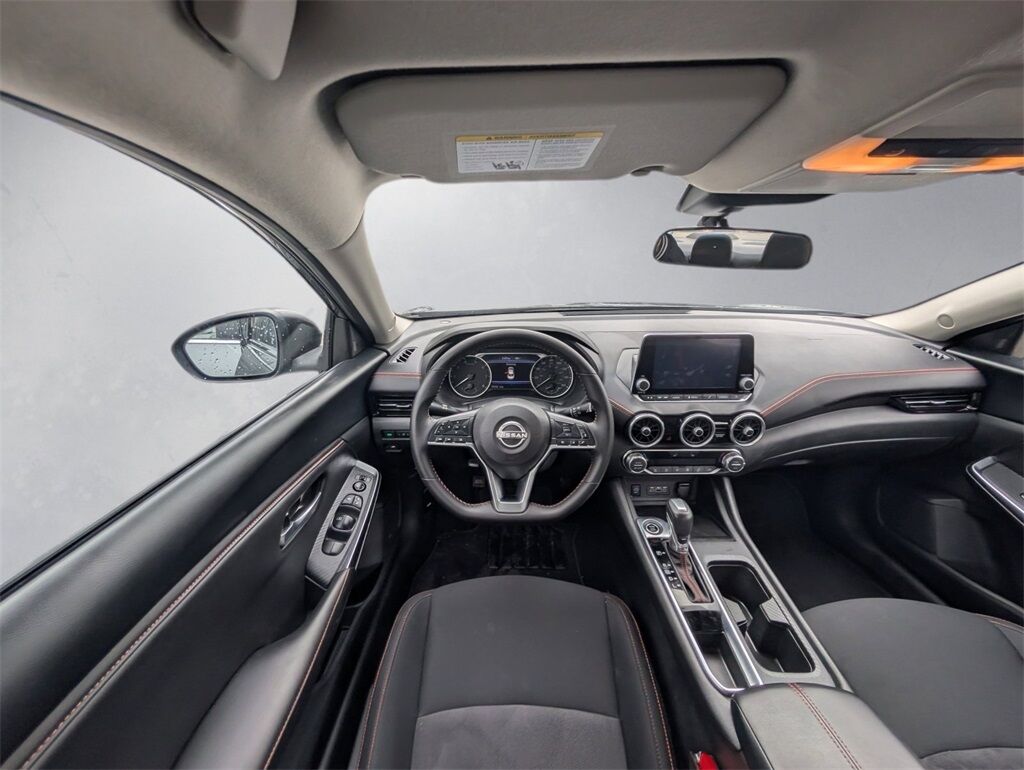 2025 Nissan Sentra SR Hunt Valley MD