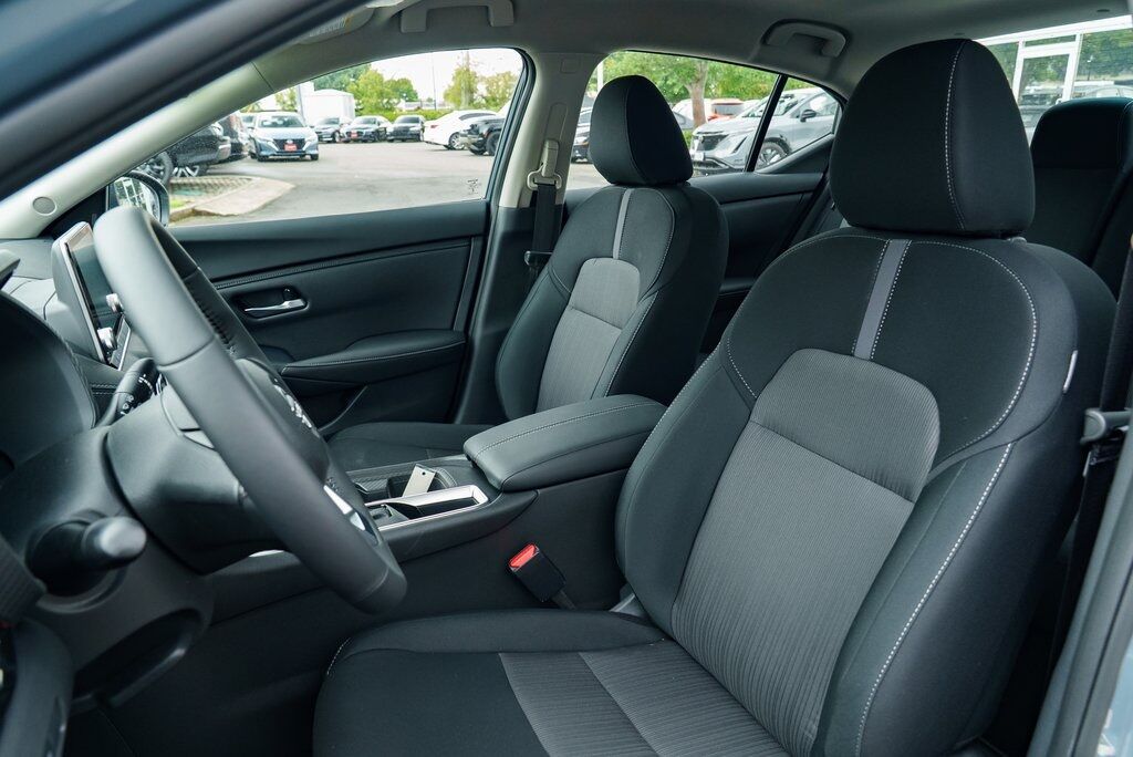 2025 Nissan Sentra SV Beaverton OR