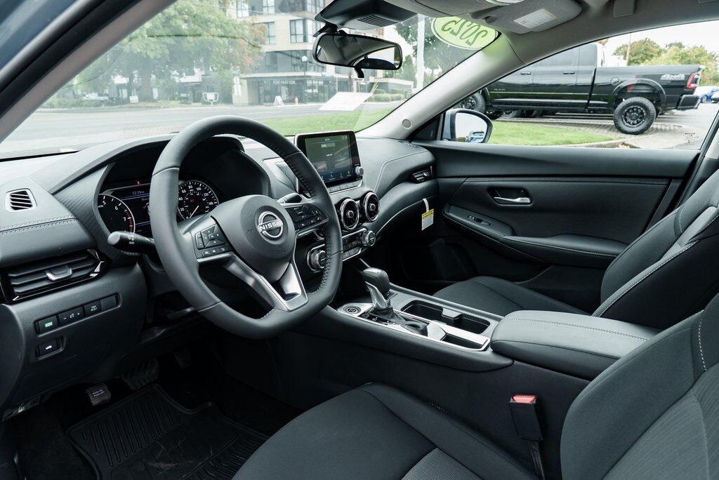 2025 Nissan Sentra SV Beaverton OR
