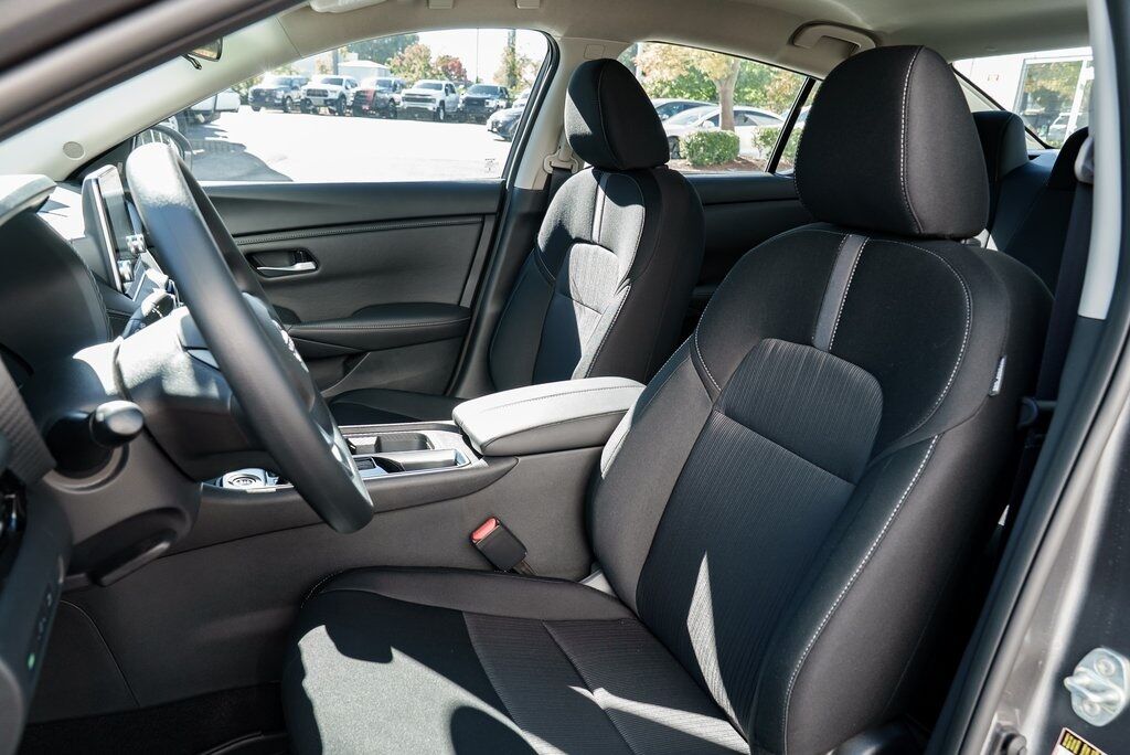 2025 Nissan Sentra SV Beaverton OR