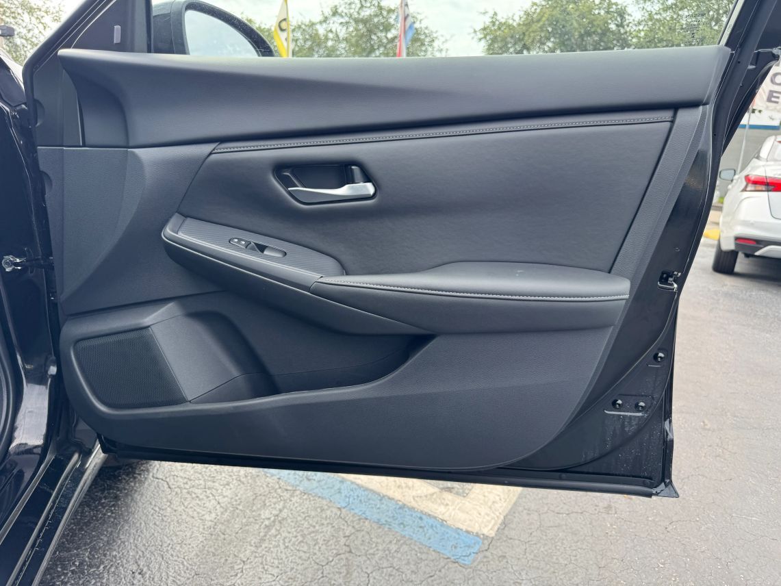 2025 Nissan Sentra SV Sedan 4D