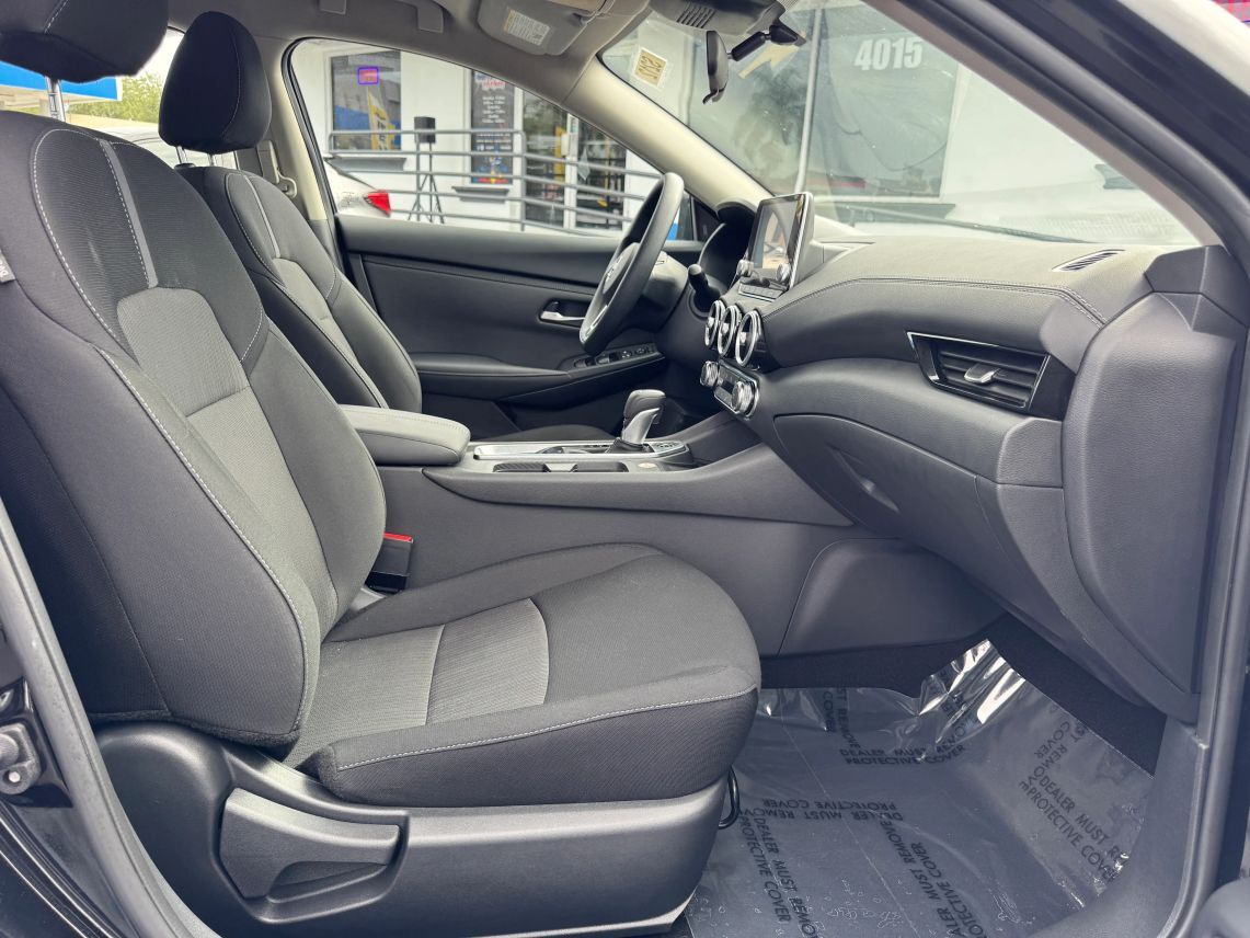 2025 Nissan Sentra SV Sedan 4D