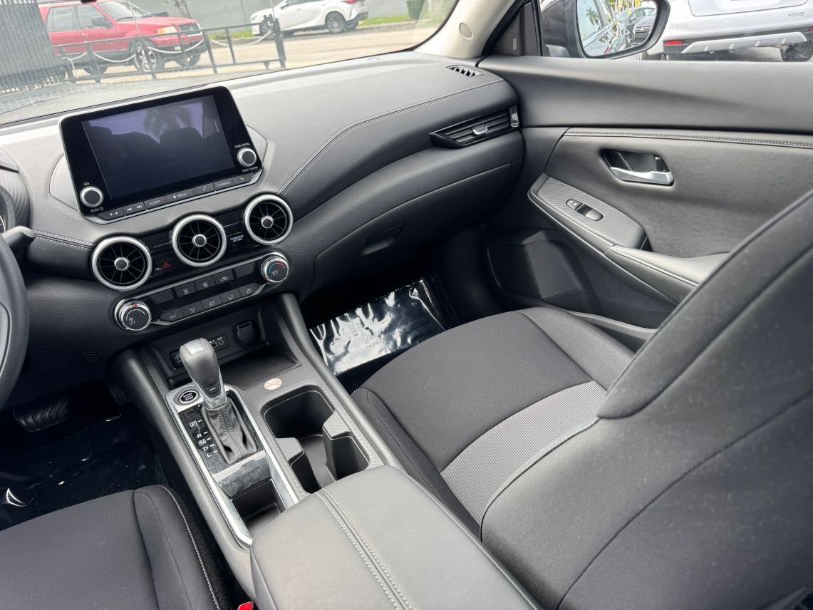2025 Nissan Sentra SV Sedan 4D