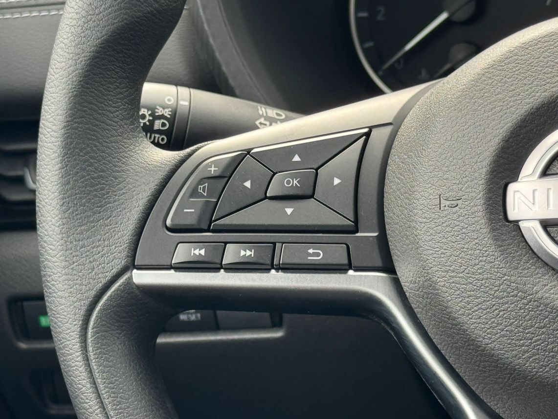 2025 Nissan Sentra SV Sedan 4D