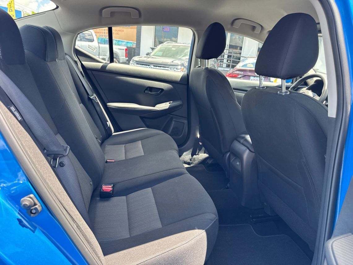 2025 Nissan Sentra SV Sedan 4D