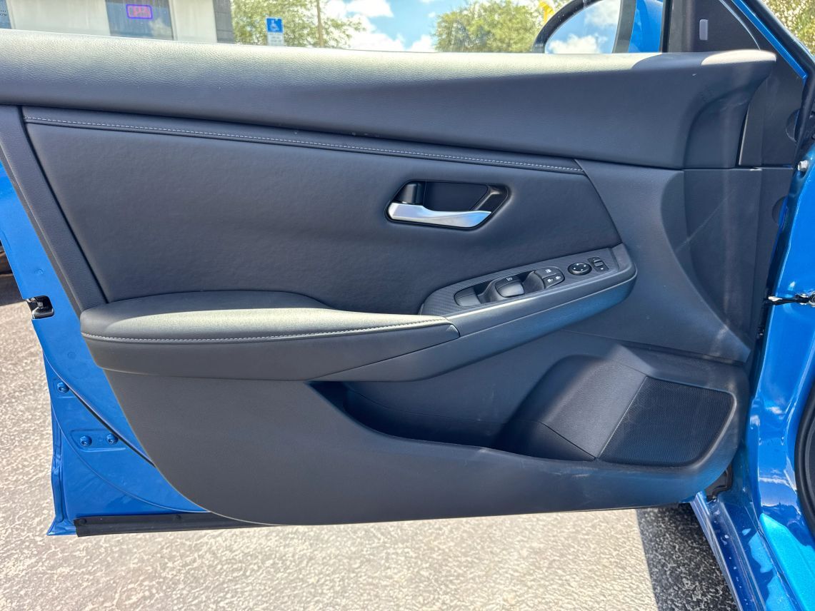 2025 Nissan Sentra SV Sedan 4D