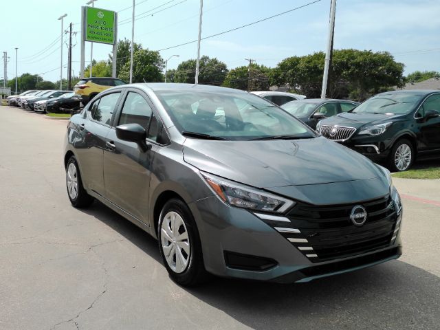 2025 Nissan Versa 1.6 S Plano TX