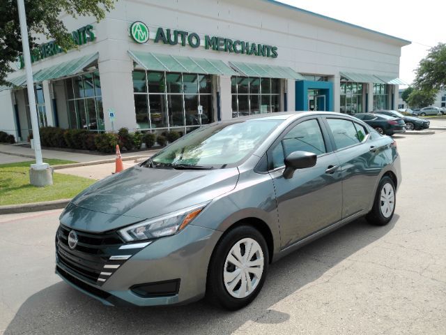 2025 Nissan Versa 1.6 S
