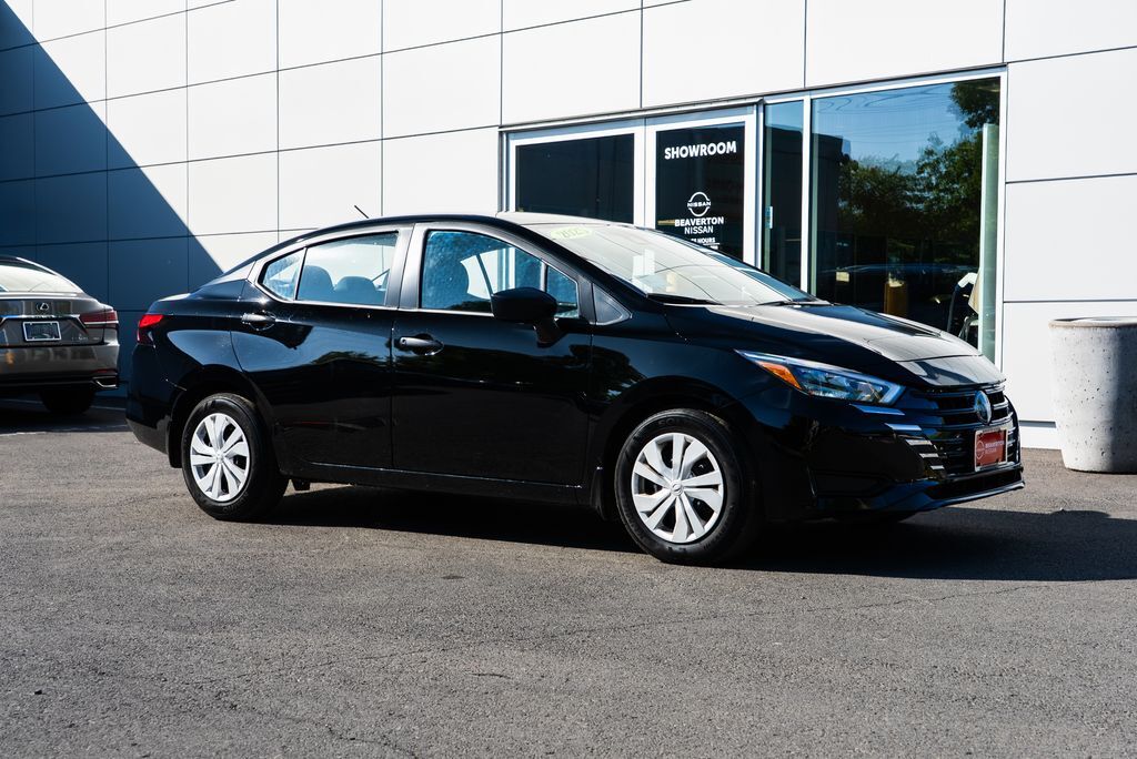 2025 Nissan Versa 1.6 S