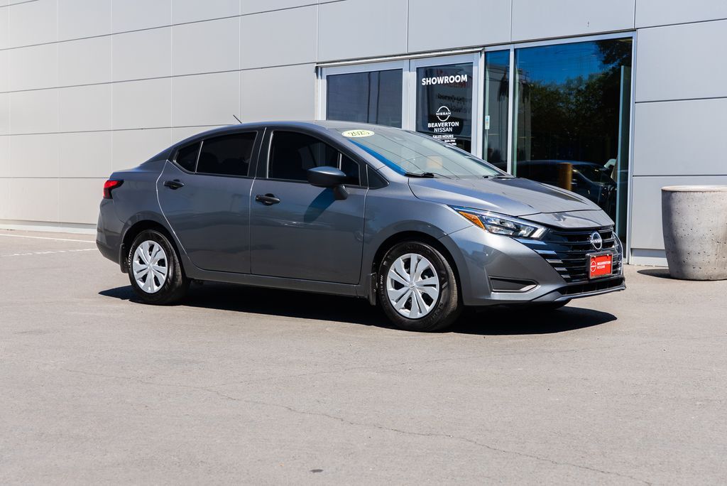 2025 Nissan Versa 1.6 S