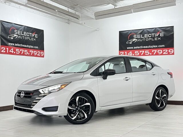 2025 Nissan Versa 1.6 SR