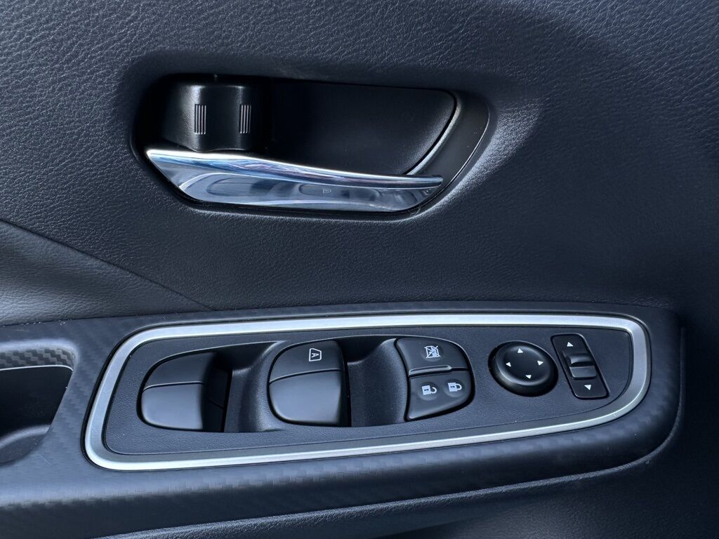 2025 Nissan Versa 1.6 SR San Clemente CA