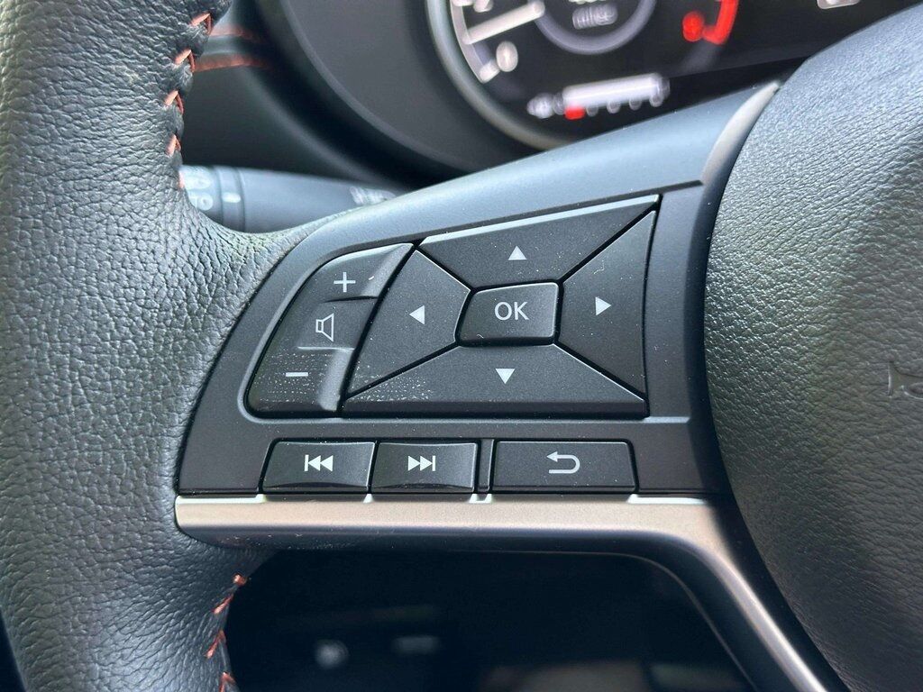 2025 Nissan Versa 1.6 SR San Clemente CA