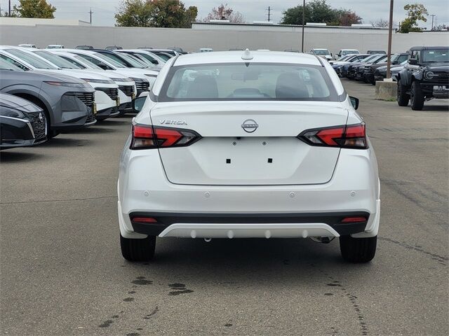 2025 Nissan Versa 1.6 SR Roseville CA