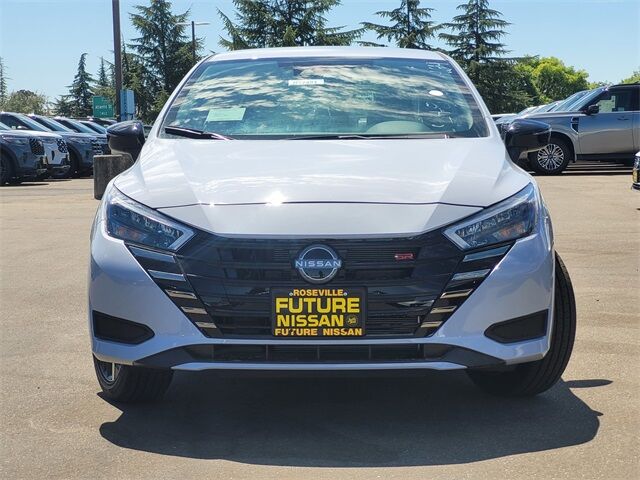 2025 Nissan Versa 1.6 SR