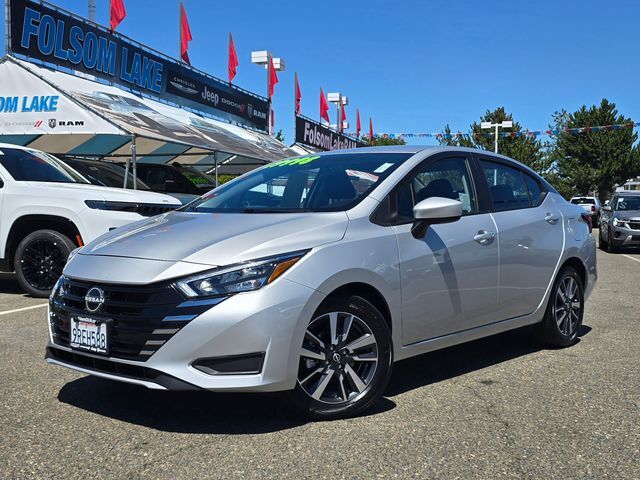 2025 Nissan Versa 1.6 SV