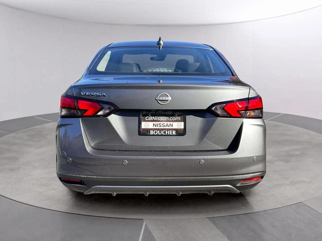 2025 Nissan Versa 1.6 SV San Clemente CA