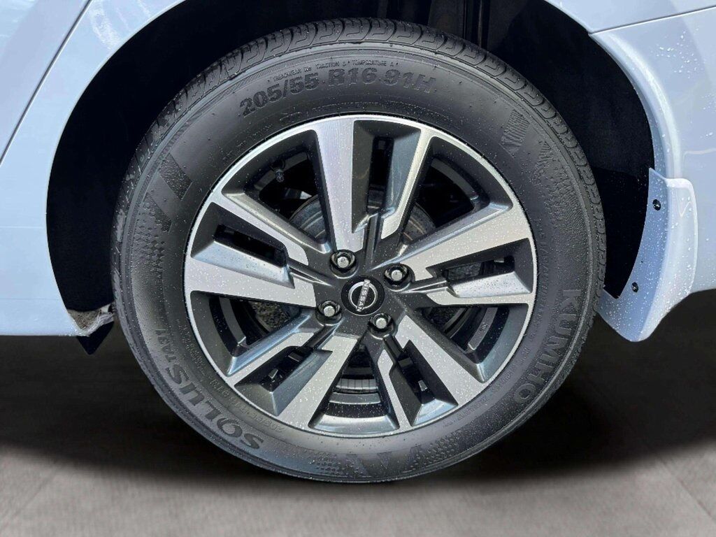 2025 Nissan Versa 1.6 SV San Clemente CA