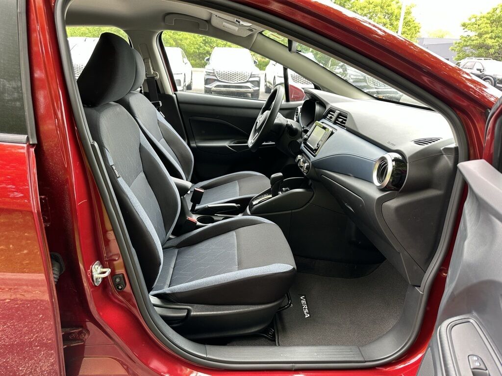 2025 Nissan Versa 1.6 SV San Clemente CA