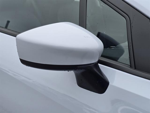 2025 Nissan Versa 1.6 SV Seaside CA