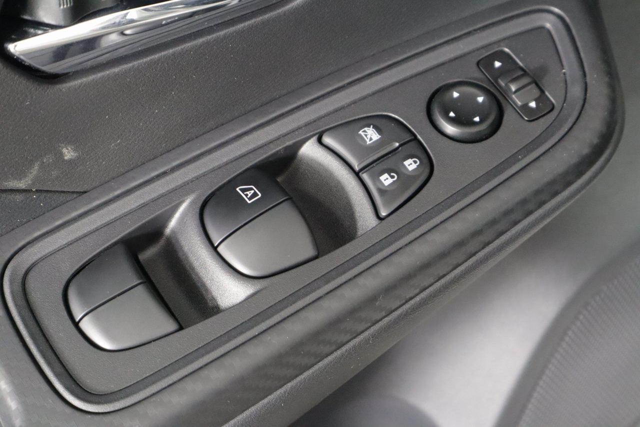 2025 Nissan Versa 1.6 SV Manassas VA