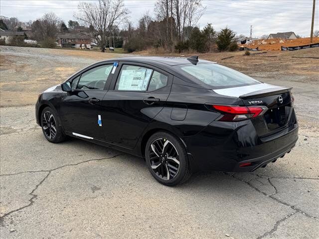 2025 Nissan Versa SR Johnson City TN