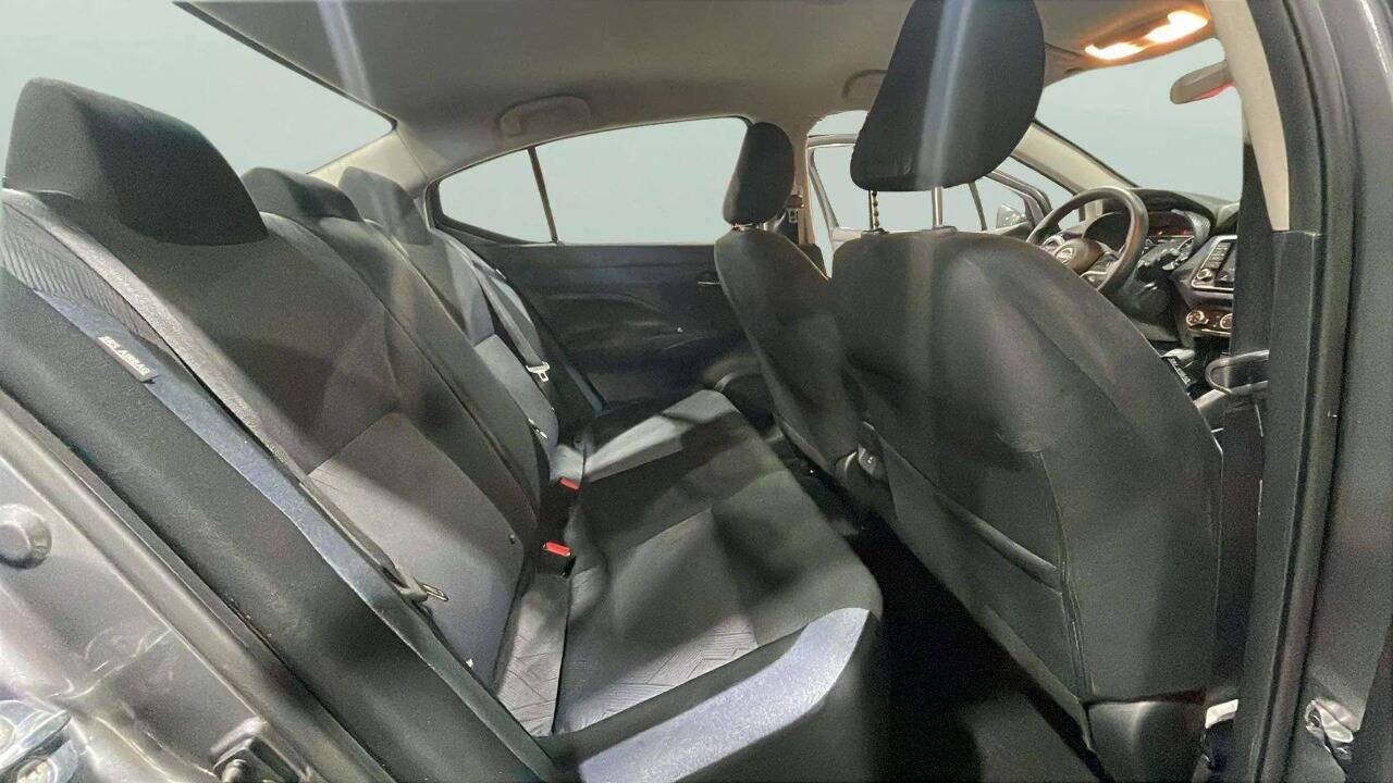 2025 Nissan Versa SV 4dr Sedan Chesterfield MI