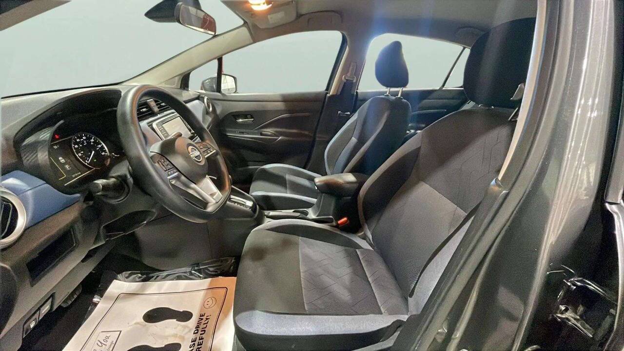 2025 Nissan Versa SV 4dr Sedan Chesterfield MI