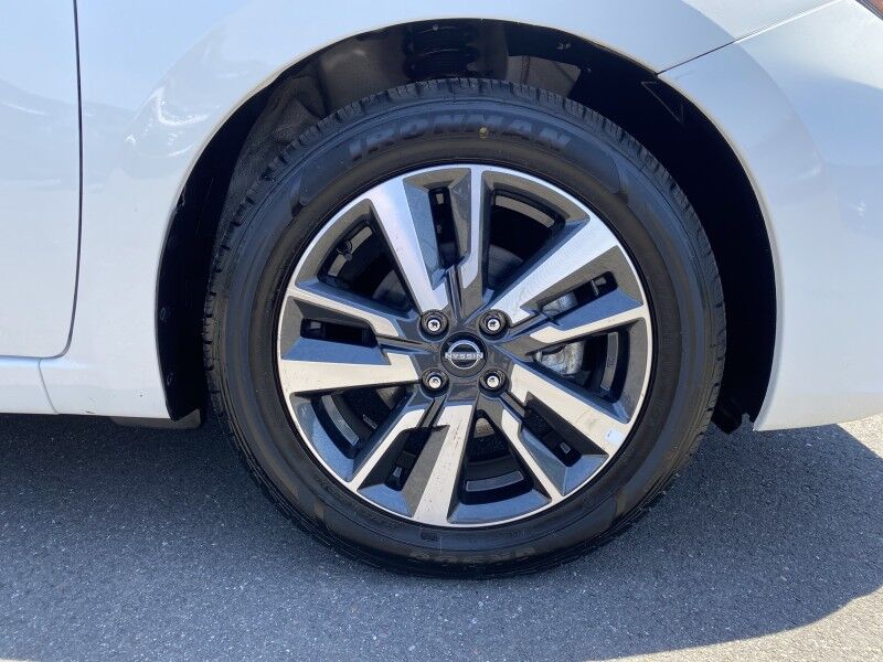 2025 Nissan Versa SV Bristol  PA