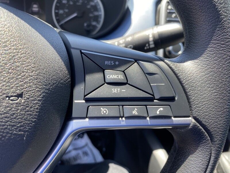 2025 Nissan Versa SV Bristol  PA