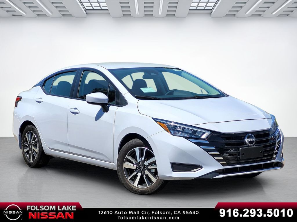 2025 Nissan Versa SV