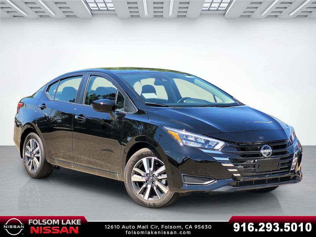 2025 Nissan Versa SV