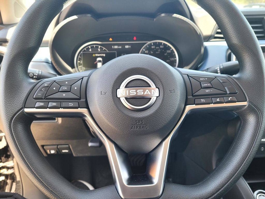 2025 Nissan Versa SV Folsom CA