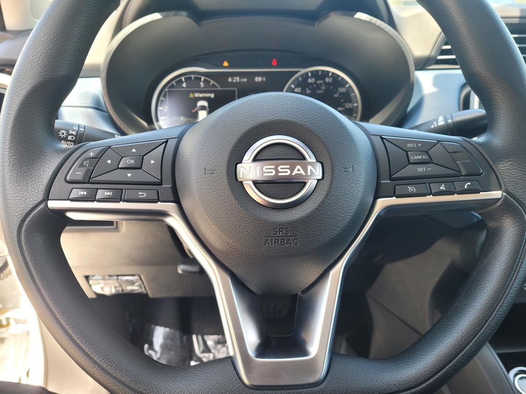 2025 Nissan Versa SV Folsom CA