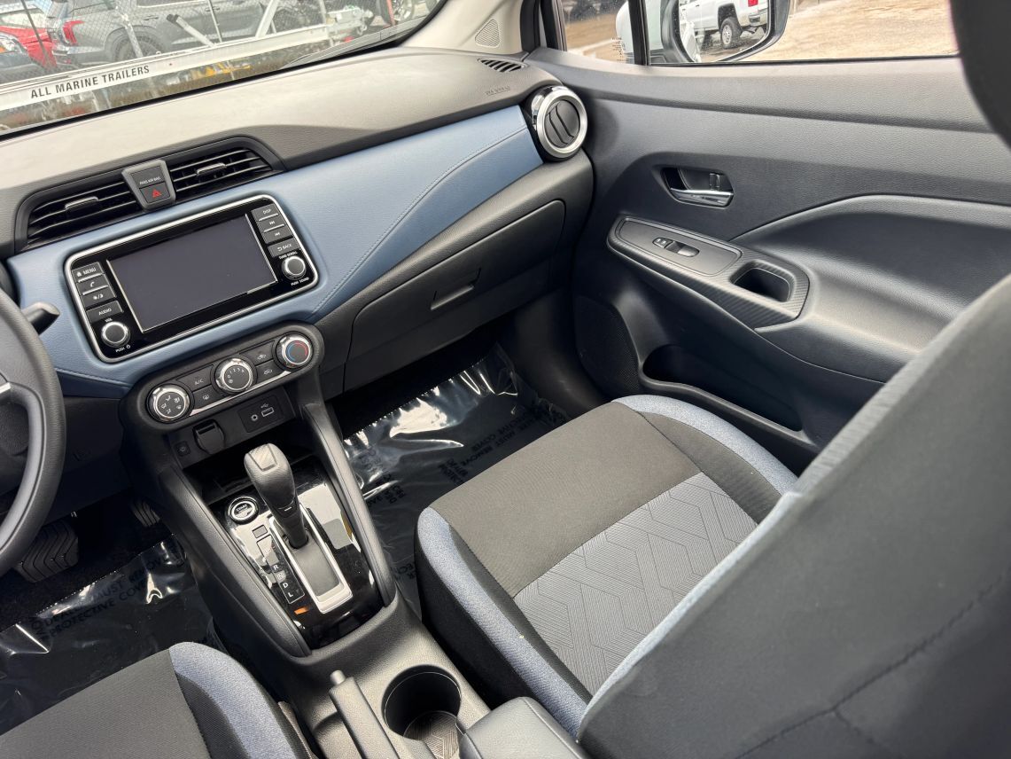 2025 Nissan Versa SV Sedan 4D