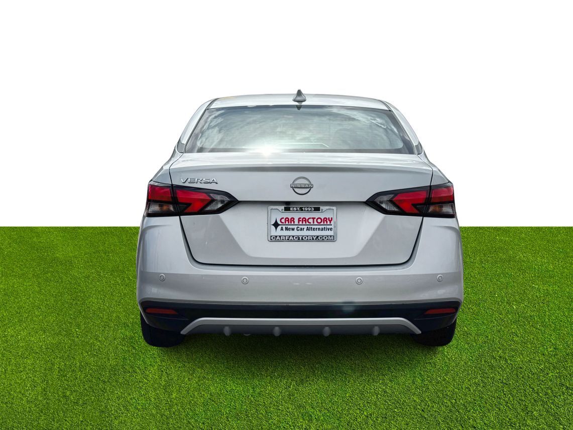 2025 Nissan Versa SV Sedan 4D