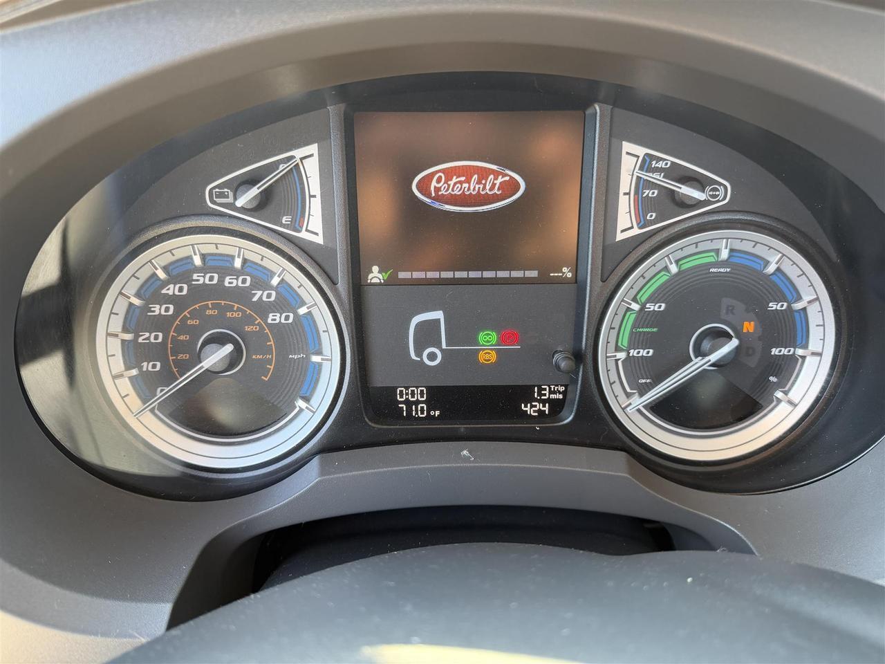 2025 Peterbilt 220EV Eau Claire WI