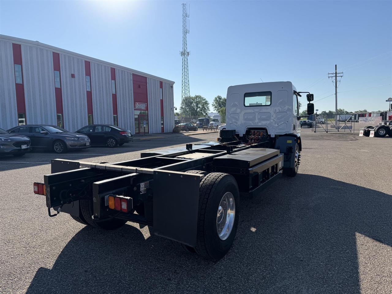 2025 Peterbilt 220EV Eau Claire WI