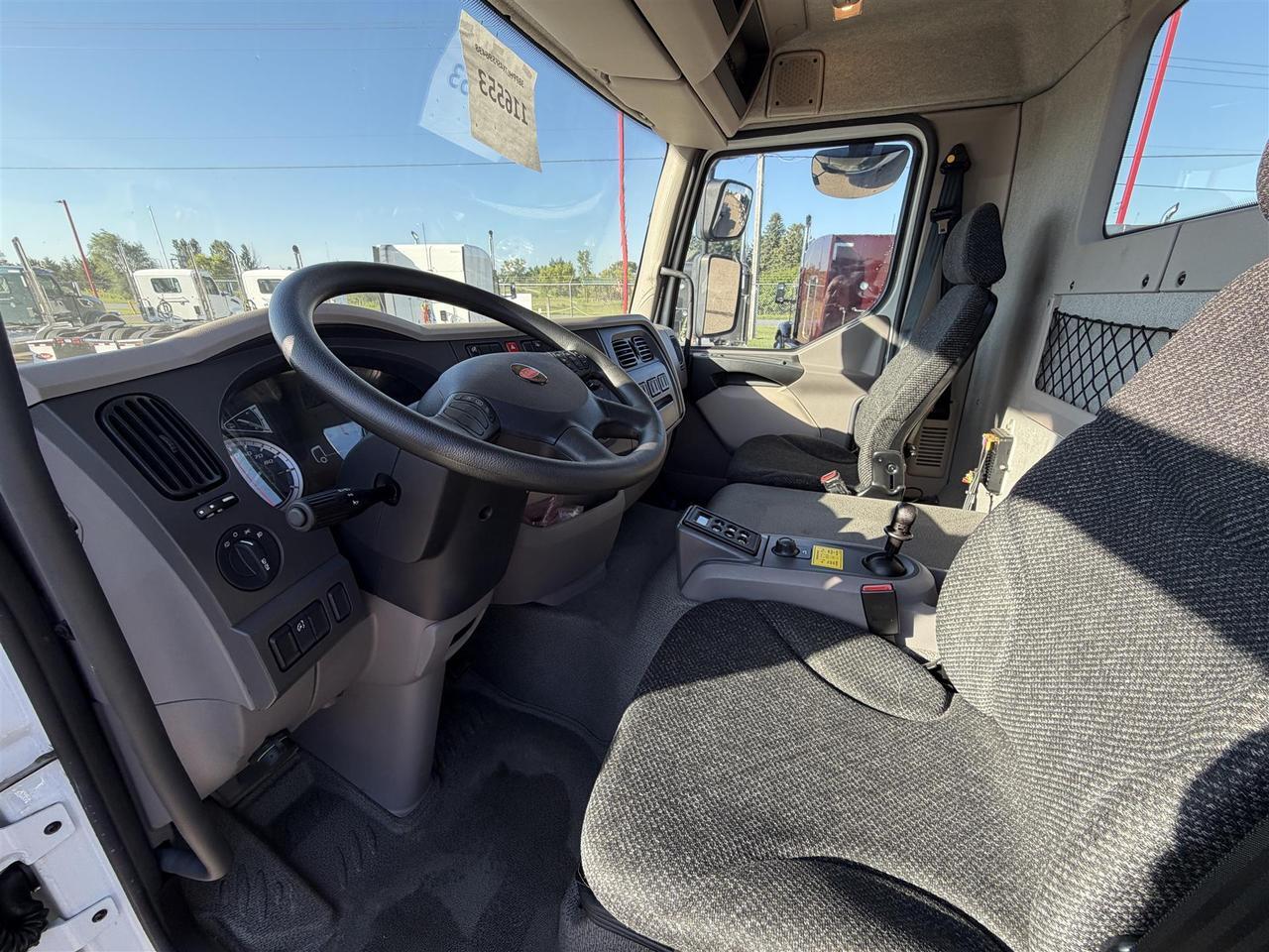 2025 Peterbilt 220EV Eau Claire WI