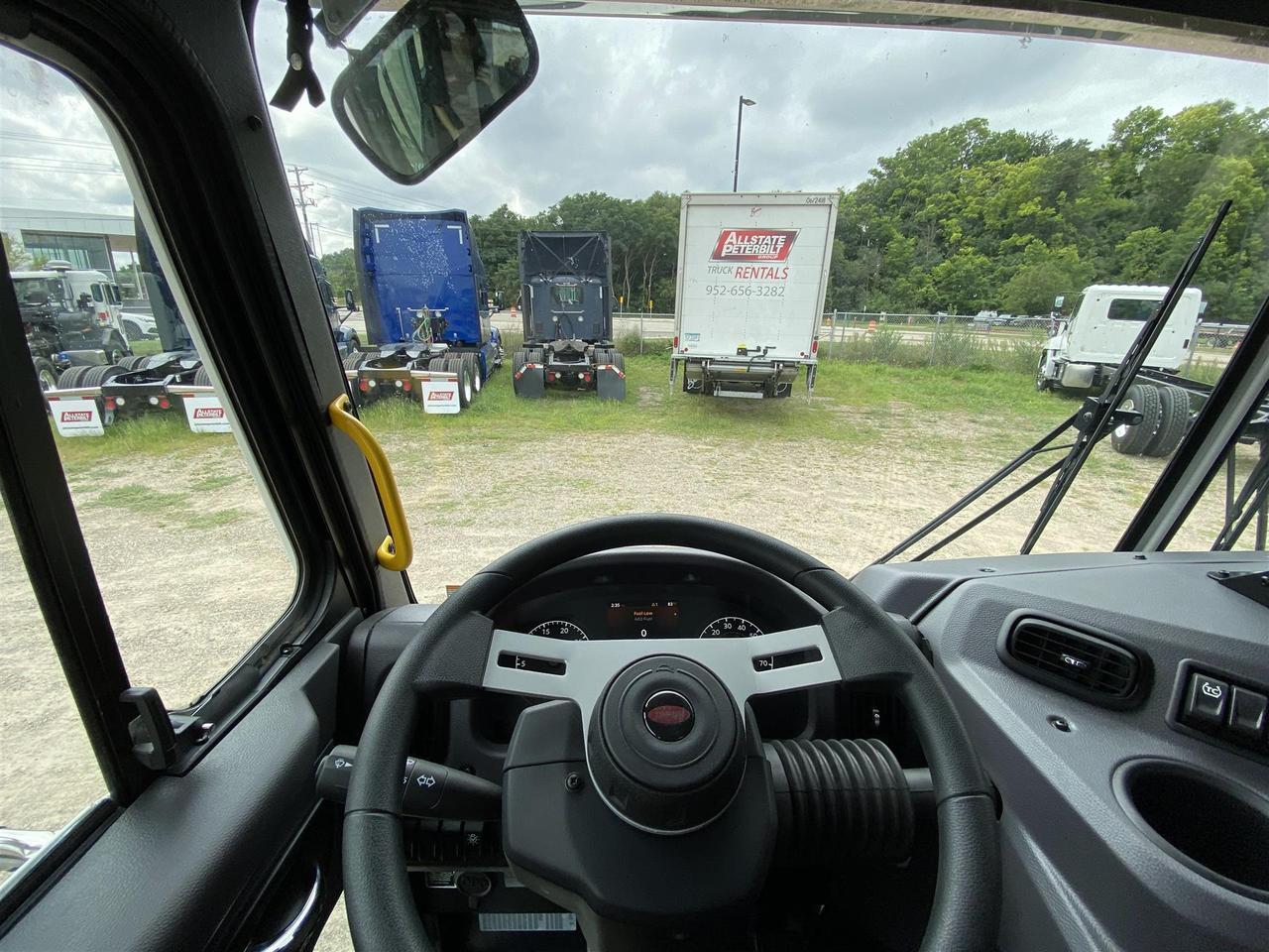 2025 Peterbilt 520 Cab & Chassis Eau Claire WI